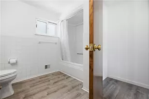 5101 Leona Dr, Pittsburgh, PA 15227 - Photo 15