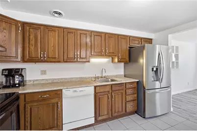 5101 Leona Dr, Pittsburgh, PA 15227 - Photo 11