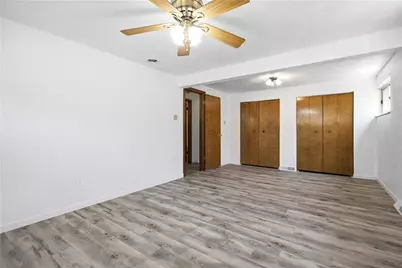 5101 Leona Dr, Pittsburgh, PA 15227 - Photo 13