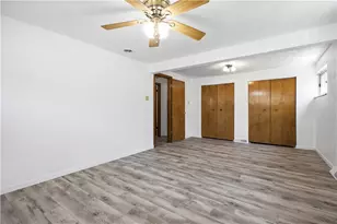 5101 Leona Dr, Pittsburgh, PA 15227 - Photo 13