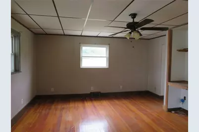 26 Campbell Dr, Avella, PA 15312 - Photo 9