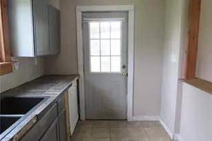 26 Campbell Dr, Avella, PA 15312 - Photo 17