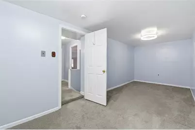 233 Macfarlane Dr, Pittsburgh, PA 15235 - Photo 21