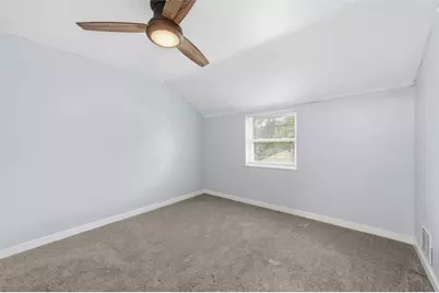 233 Macfarlane Dr, Pittsburgh, PA 15235 - Photo 17