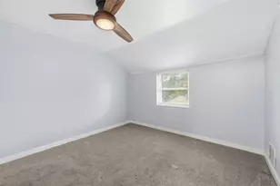 233 MacFarlane Dr, Pittsburgh, PA 15235 - Photo 17