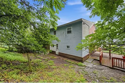 233 Macfarlane Dr, Pittsburgh, PA 15235 - Photo 31