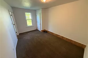 1218 Woodmont Ave, New Kensington, PA 15068 - Photo 15