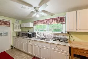 10469 N Martin Dr, Shenango, PA 16424 - Photo 7