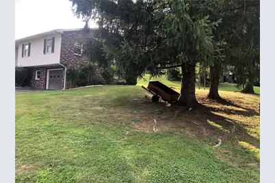 2 Hayden Ln, Smithfield, PA 15478 - Photo 3