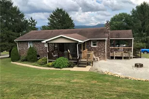 2 Hayden Ln, Smithfield, PA 15478 - Photo 5