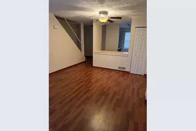 210 Woodhaven Dr, Seven Fields Boro, PA 16046 - Photo 5