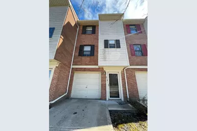 210 Woodhaven Dr, Seven Fields Boro, PA 16046 - Photo 1