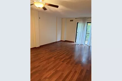 210 Woodhaven Dr, Seven Fields Boro, PA 16046 - Photo 3