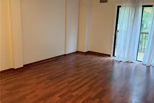 210 Woodhaven Dr, Seven Fields Boro, PA 16046 - Photo 3