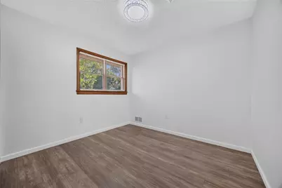 540 Lisa Dr, West Mifflin, PA 15122 - Photo 29