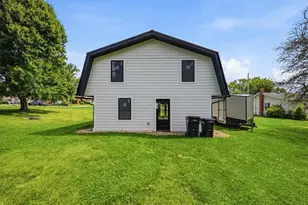 167 Grandview Ave, Center Township, PA 15061 - Photo 15