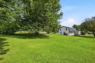 167 Grandview Ave, Center Township, PA 15061 - Photo 17