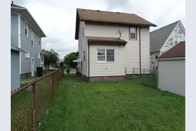 2211 Davidson St, Aliquippa, PA 15001 - Photo 5