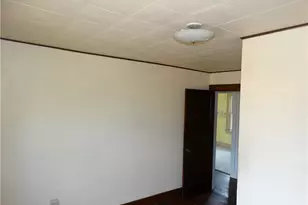 2211 Davidson St, Aliquippa, PA 15001 - Photo 21