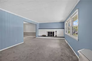 800 Chateau Dr, Franklin Township, PA 16117 - Photo 11