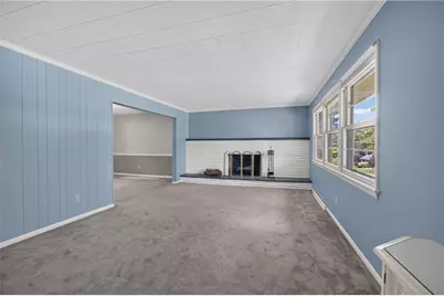 800 Chateau Dr, Franklin Township, PA 16117 - Photo 11