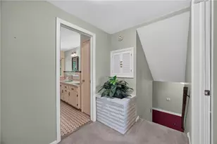 800 Chateau Dr, Franklin Township, PA 16117 - Photo 21