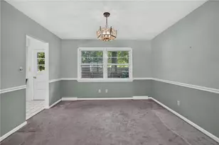 800 Chateau Dr, Franklin Township, PA 16117 - Photo 13