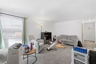6557 Rosemoor St, Pittsburgh, PA 15217 - Photo 3