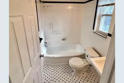719 Shadycrest Court, Beechview, PA 15216 - Photo 15