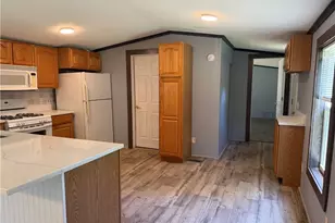 232 Sunny Hill Dr, Adams Township, PA 16059 - Photo 9