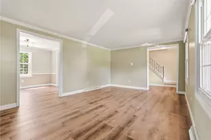 2349 Cramden Rd, Pittsburgh, PA 15241 - Photo 9