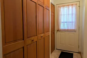 35 Janyce, Hempfield Township, PA 15601 - Photo 3