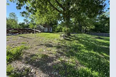 393 N Gallatin Ave, North Union Township, PA 15401 - Photo 15