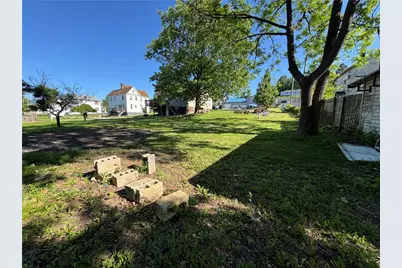 393 N Gallatin Ave, North Union Township, PA 15401 - Photo 15