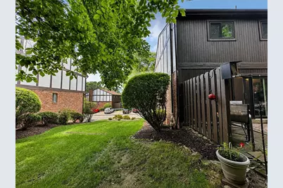 515 Kingsberry Ct #515, Ross Twp, PA 15237 - Photo 9