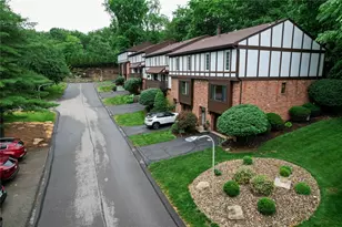 515 Kingsberry Ct, Ross Twp, PA 15237 - Photo 3