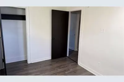 615 9th St, Glassport, PA 15045 - Photo 17