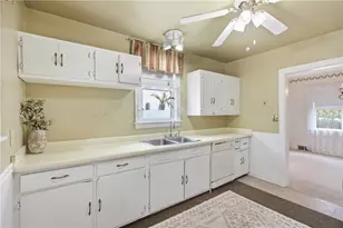 11669 Parkway Dr, North Huntingdon, PA 15642 - Photo 11