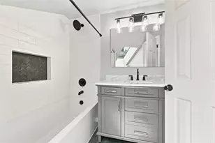 6 Holt St, Pittsburgh, PA 15203 - Photo 31
