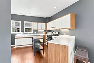 6 Holt St, Pittsburgh, PA 15203 - Photo 15