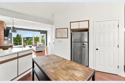 6 Holt St, Pittsburgh, PA 15203 - Photo 13