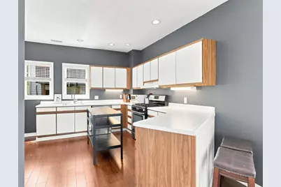 6 Holt St, Pittsburgh, PA 15203 - Photo 15