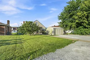 438 3rd Ave, New Eagle, PA 15067 - Photo 37