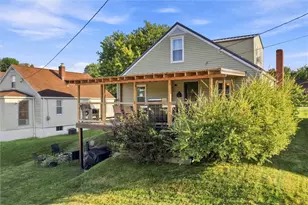 438 3rd Ave, New Eagle, PA 15067 - Photo 31
