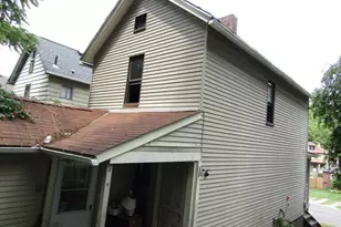 910 Laurel St, Bridgeville, PA 15017 - Photo 3