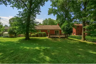 1557 Lenora Dr, Pittsburgh, PA 15237 - Photo 17