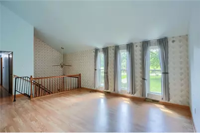 1557 Lenora Dr, Pittsburgh, PA 15237 - Photo 3