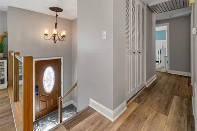 1890 Riggs Rd, South Park, PA 15129 - Photo 3