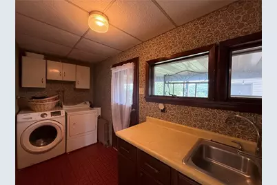 281 School Ave, Conemaugh Township, PA 15937 - Photo 31