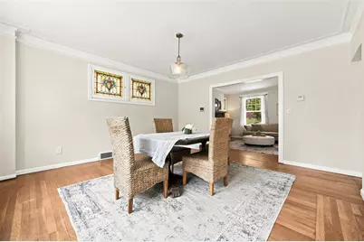 943 Davis Ave, Pittsburgh, PA 15212 - Photo 9